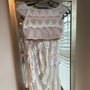 Lace Skirt Set